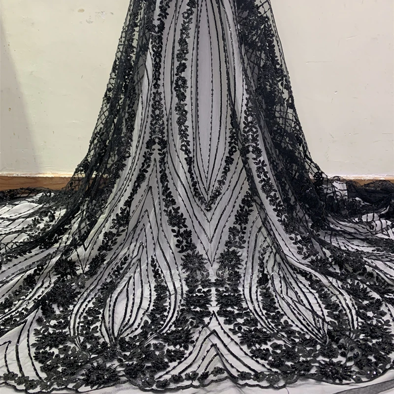 2019 Black White African Sequin Lace Fabrics High Quality 3D Flowers Nigerian Tulle Lace Fabric with Beads For Wedding Dress