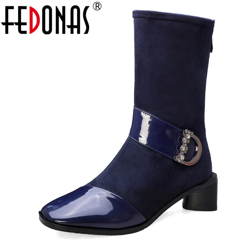 Женские ботинки Челси FEDONAS теплые из флока со стразами и пряжкой на необычном