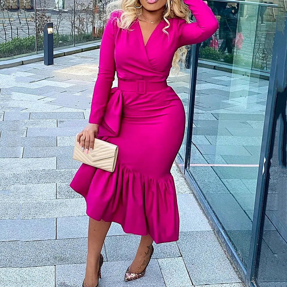 Платье женское ассиметричное с оборками пикантное вечернее миди-платье розового