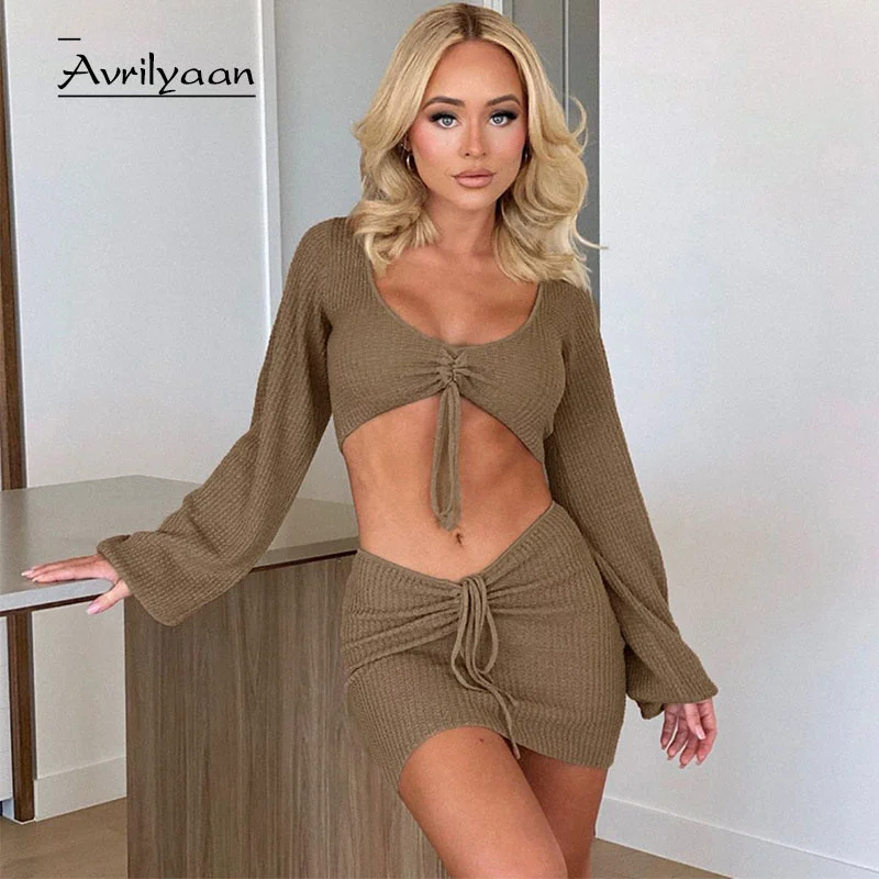 Avrilyaan - two piece set of knitted lace miniskirt and blouse elegant suitable for party autumn 2021 |