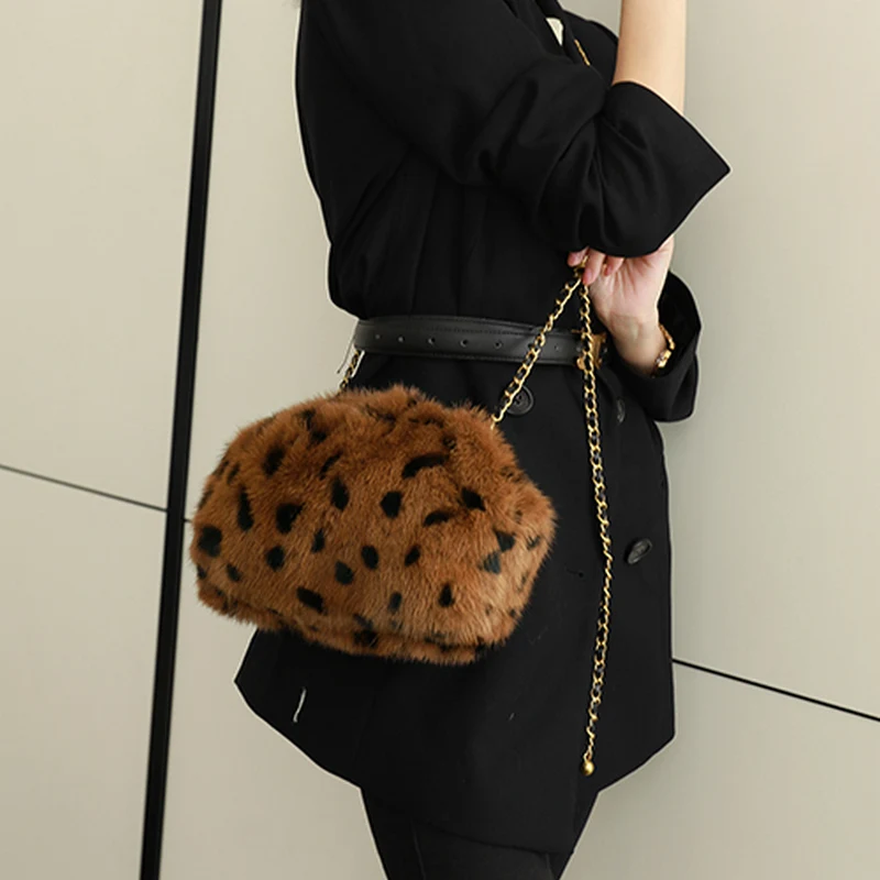 

ZDFURS*2021 New Whole Mink Fur Bag Women Fashionable Leopard Print Cloud Single Shoulder Crossbody Bag Lady Luxury Fur Handbags