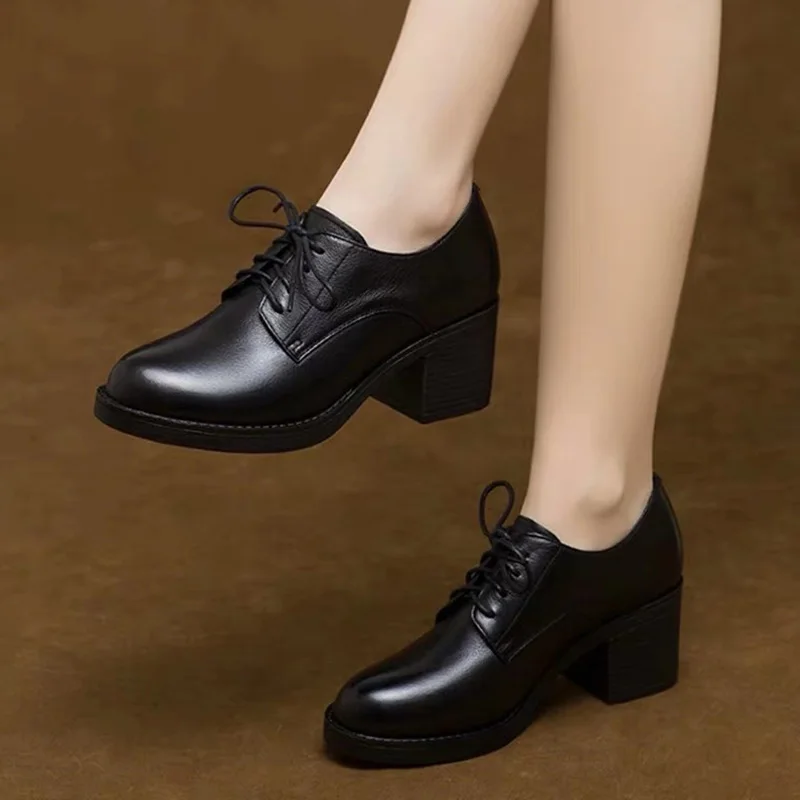 Туфли женские демисезонные на шнуровке оксфорды высокий каблук кожаные ботинки