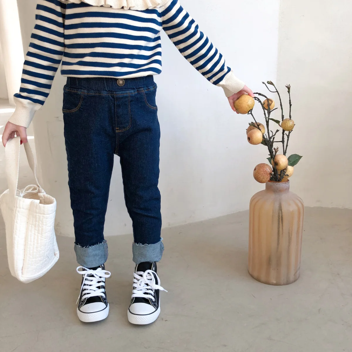 

Girls Jeans 2021 Spring New Children Elastic Pants Soft Versatile Trousers