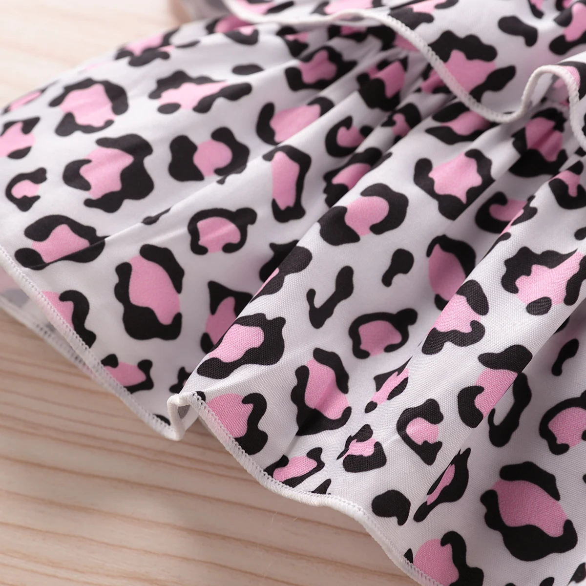 

2Pcs Baby Summer Tracksuits, Leopard Print Spaghetti Straps Vest + Elastic Waist Shorts for Toddler Girls, 0-24 Months