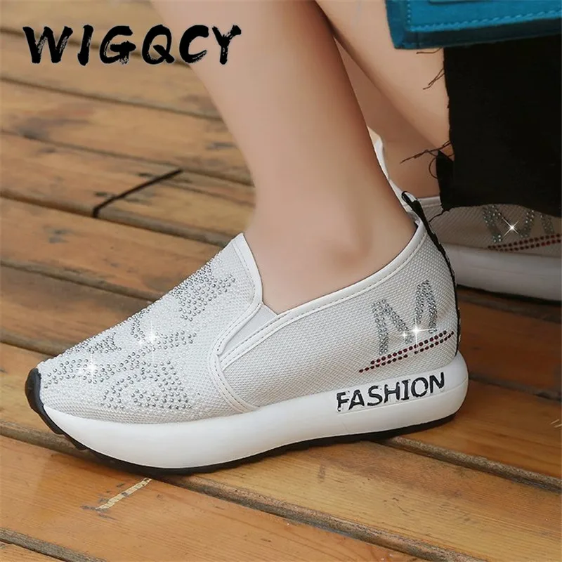 

Женские туфли Стразы, новые модные дышащие туфли на плоской подошве, однотонные Женские повседневные туфли с круглым носком, увеличивающие ...