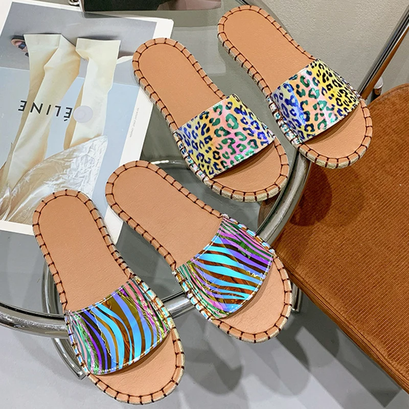 

2021 Fashion Women's Casual Shoes Breathable Outdoor Leisure Sandals Colored Reflective Sequined Leopard Print Ladies Slippers
