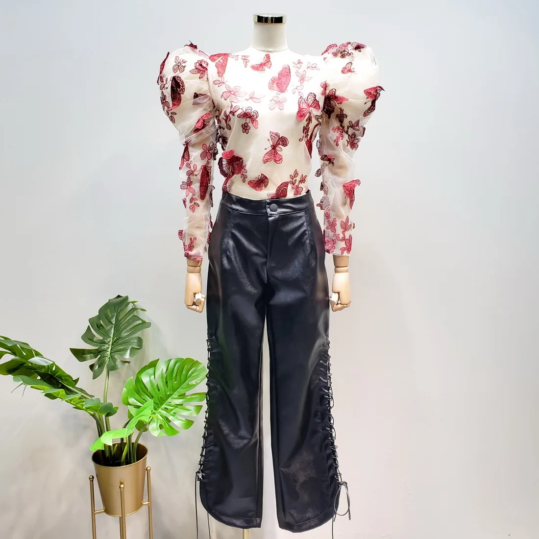 L77street Heavy Industry Mesh Butterfly Embroidered English Lantern Sleeve Perspective Slim Long Sleeve Thin Shirt