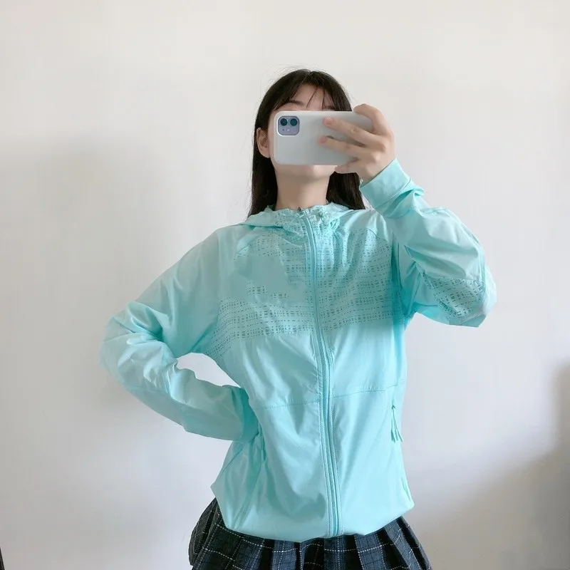 A042502 ~ Весна и лето новая японская мода Грудь большой логотип печать четыре цвета