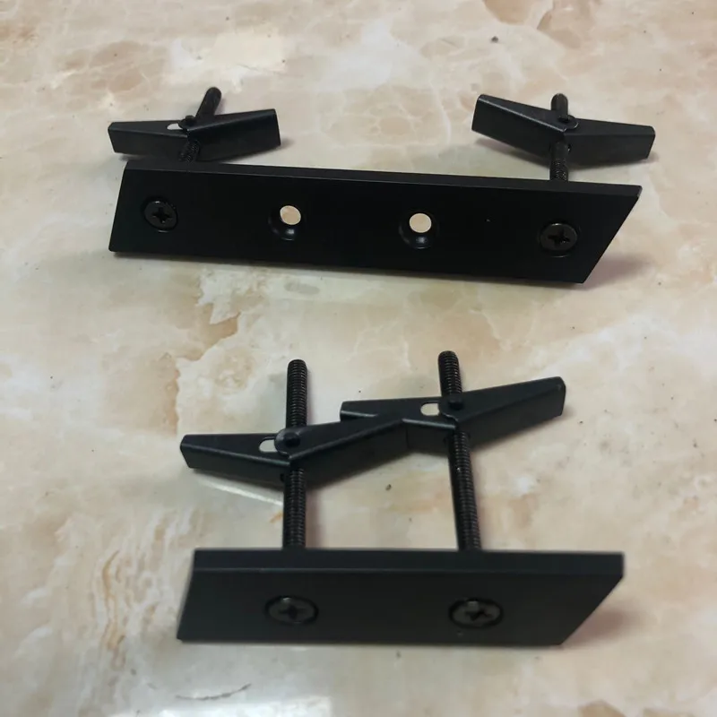 S RS LOGO Car Grille Sticker Badge Decoration Honeycomb Net Accessories For Audi A3 A4L A4 A5 A6 S3 S6 S5 S8 RS3 RS5 Q7 Q3 TT Q5 |