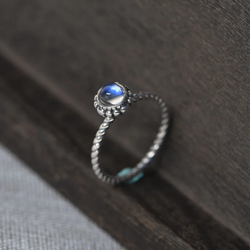 

V.YA 925 Sterling Silver Ring for Women Natural Moonstones Rings Women's 925 Silver Finger Ring Vintage Fine Jewelry