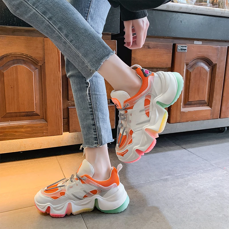 Новинка Сезон весна Обувь на плоской платформе Цвет Красный Модная дышащая обувь