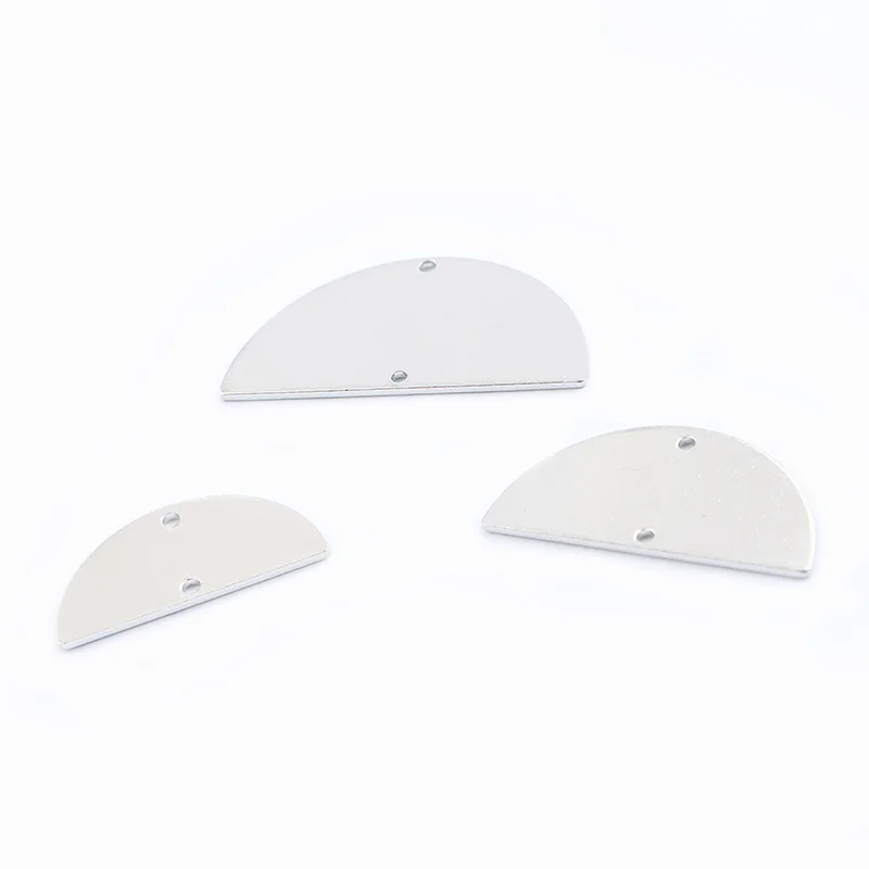 Рисунок 6 - Полукруглые ювелирные изделия из латуни