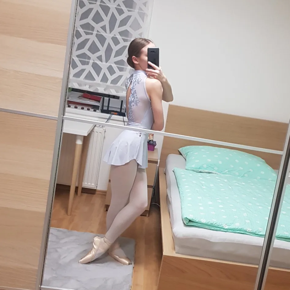 Кружевное боди с воротником стойкой и вышивкой балетная одежда балетные трико