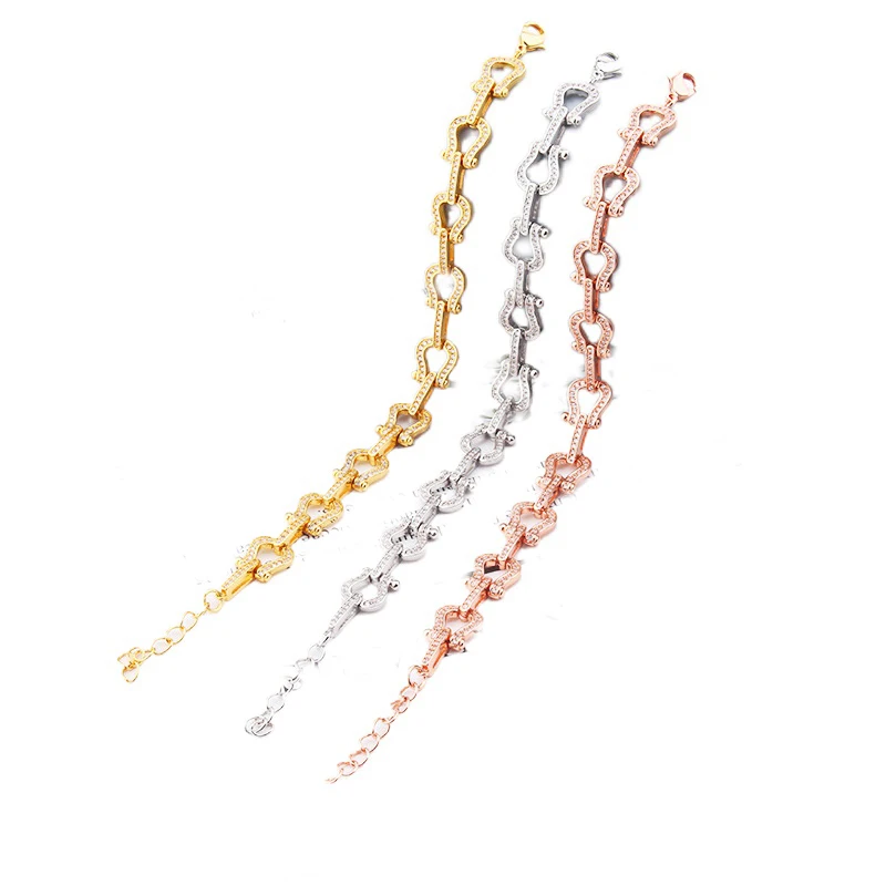 

New Fashion Creative Hollow Buckle Full Stone Bracelet
