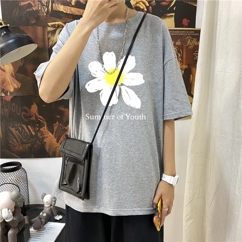 

Harajuku Summer Plain Flower Print Men t shirt Casual All-Match Funny Japan Style Clothes Hip Hop Newness Loose Men Streetwear