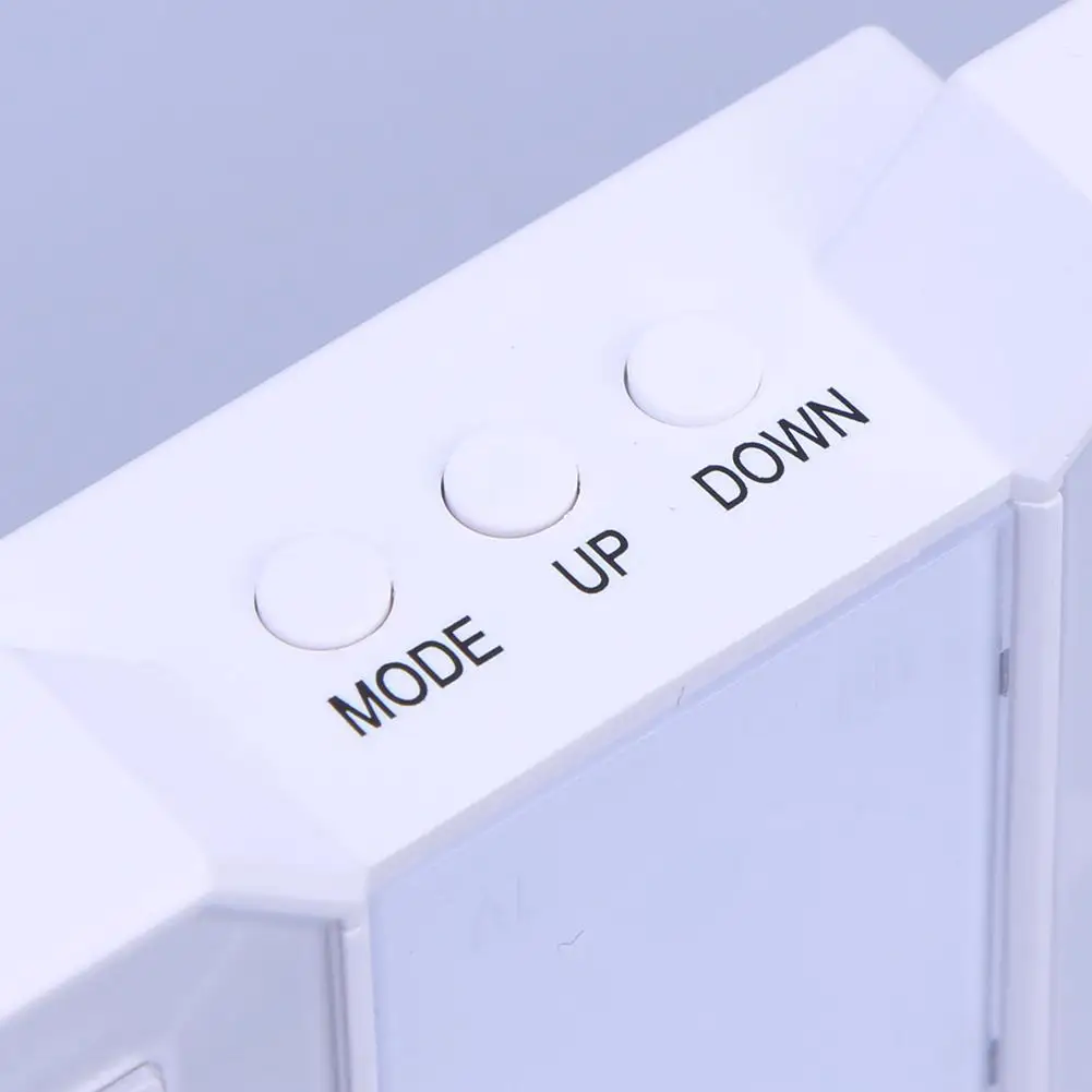 Digital 3D LED Table Clock USB Charging Built In Battery Desk Alarm Nightlight For Decor Snooze | Дом и сад