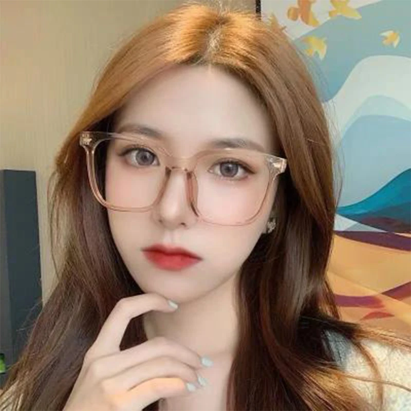 

2021 Latest Fashion Personality Anti-Blue Light Transparent Square Frame Glasses Vintage Travel Plain Sunglasses Exquisite Nice