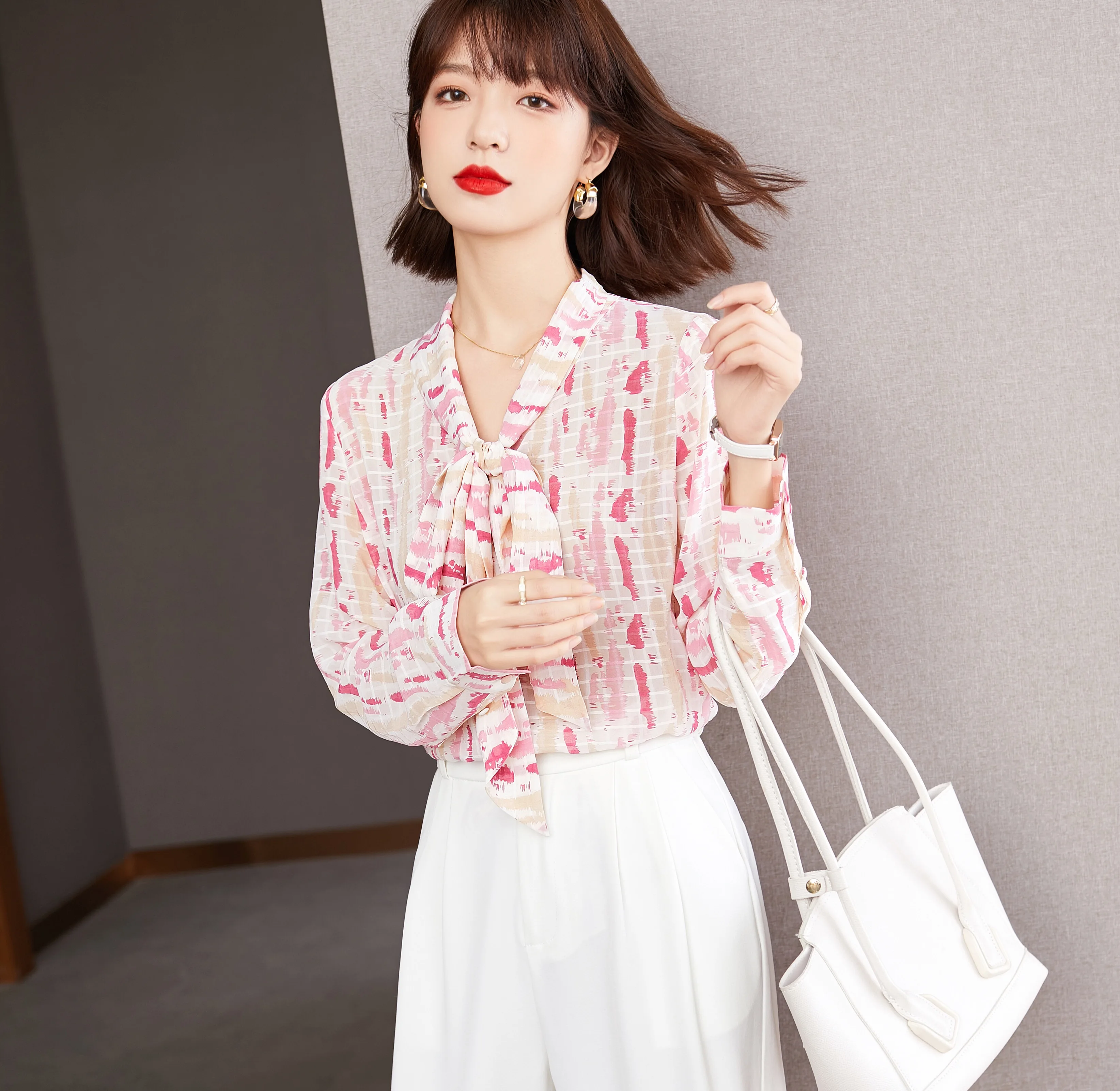 Дизайнерская розовая Женская блузка и рубашка Pinkoz с бантом на воротнике офисные