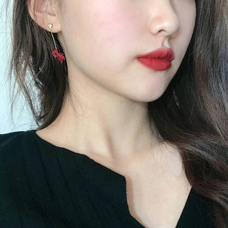 

Cute New Year Earrings Carton Gold Koi Fish Drop Pendant Long Earrings Funny Christmas Creative Earrings Fashion Jewelry