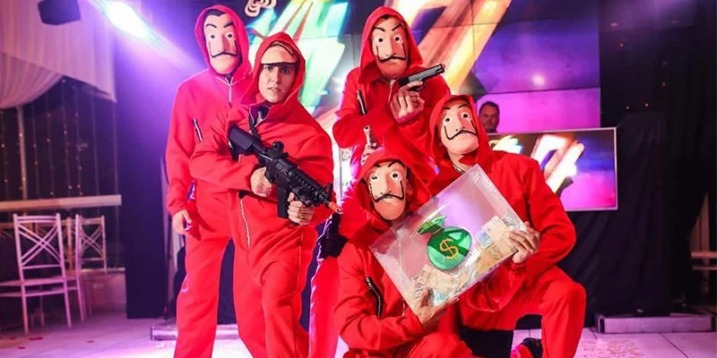 Новые Сальвадор Дали фильм дом Бумага La Casa De Papel Косплэй маска для вечеринок, Хэллоуина деньги Heist и женских платьев чеонгсам маска для лица