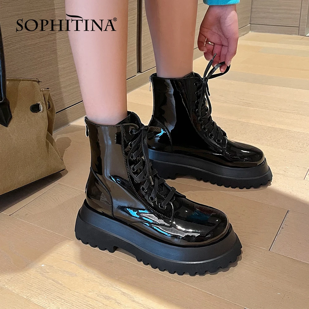 

Женские ботинки из лакированной кожи SOPHITINA, теплые короткие плюшевые ботинки на платформе, с круглым носком, весна-осень, FO609, 2021