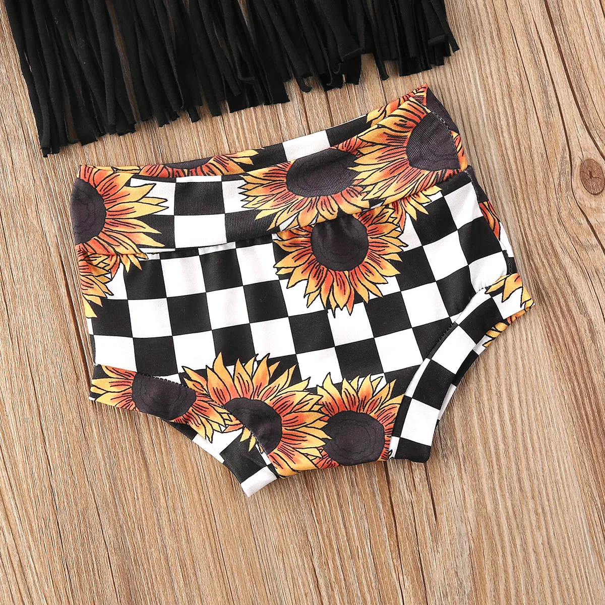 

0-24M Newborn Baby Girls Clothes Sets Letter Print Short Sleeve Tassel T Shirts Tops+Sunflower Shorts Headband