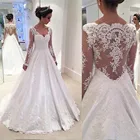 Кружевное свадебное платье с V-образным вырезом и длинными рукавами