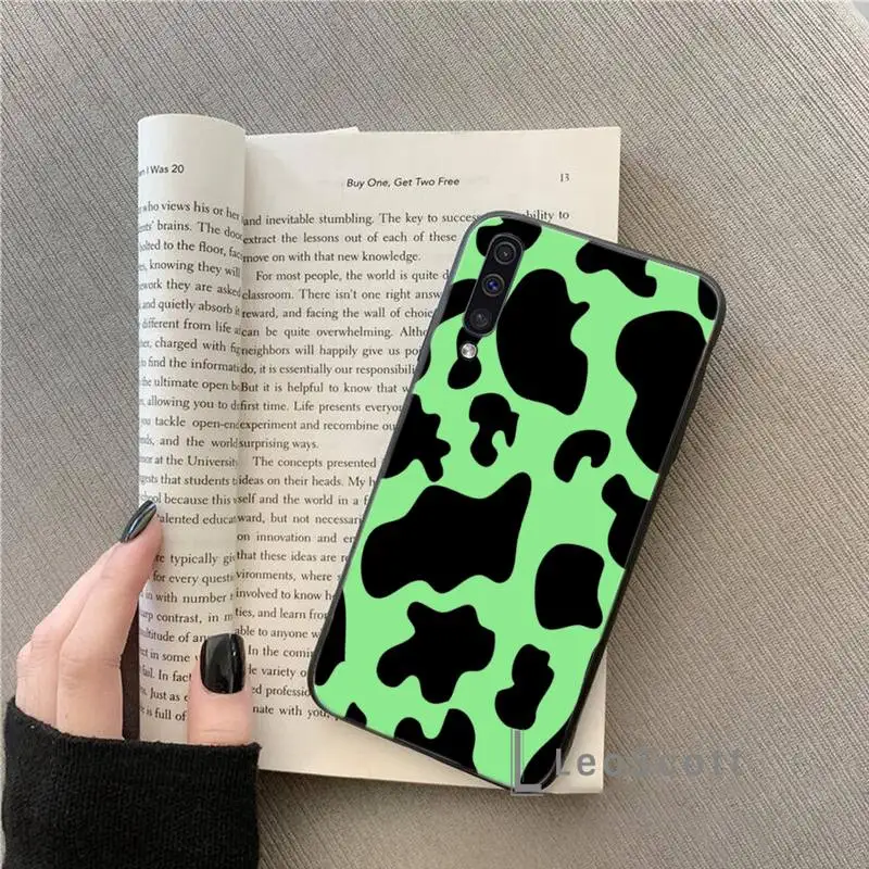 

Cow patter cute Phone Case For Samsung A40 A50 A71 A8 A10 S7 S8 S10 S20 Fe note 10 plus