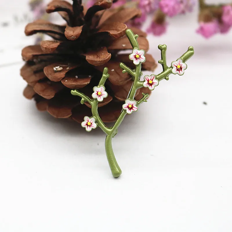 Модная осенне-зимняя бутоньерка брошь Зеленая краска свитер слива пальто