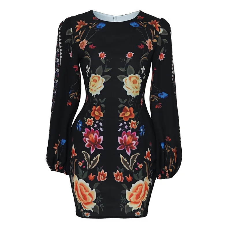 Женское винтажное платье с цветочным принтом черное облегающее вырезом на спине