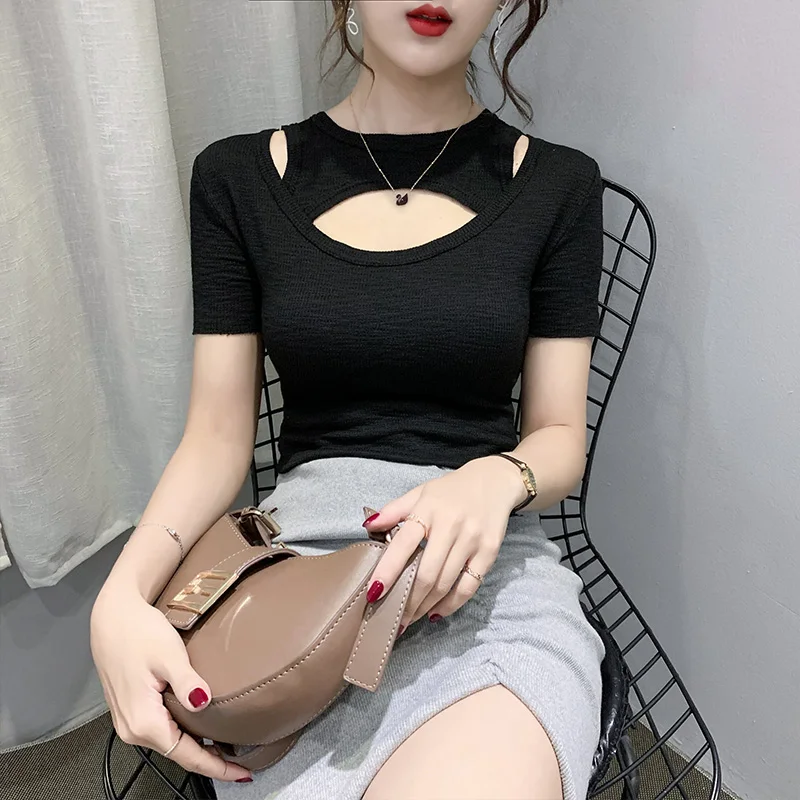 

Женская футболка с вырезами, Однотонная футболка с коротким рукавом, повседневная облегающая футболка с круглым вырезом, модная Асимметрич...