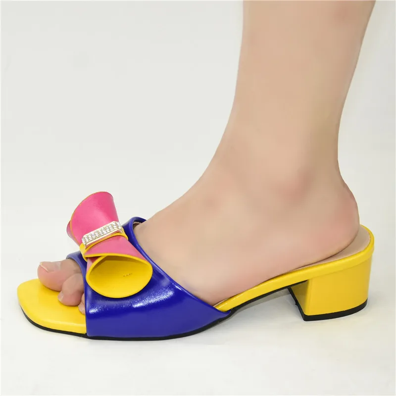 Женские босоножки с ремешком на пятке свадебные туфли стразы элегантная обувь