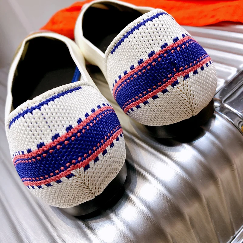 Туфли-лодочки женские трикотажные летние с острым носком дышащие