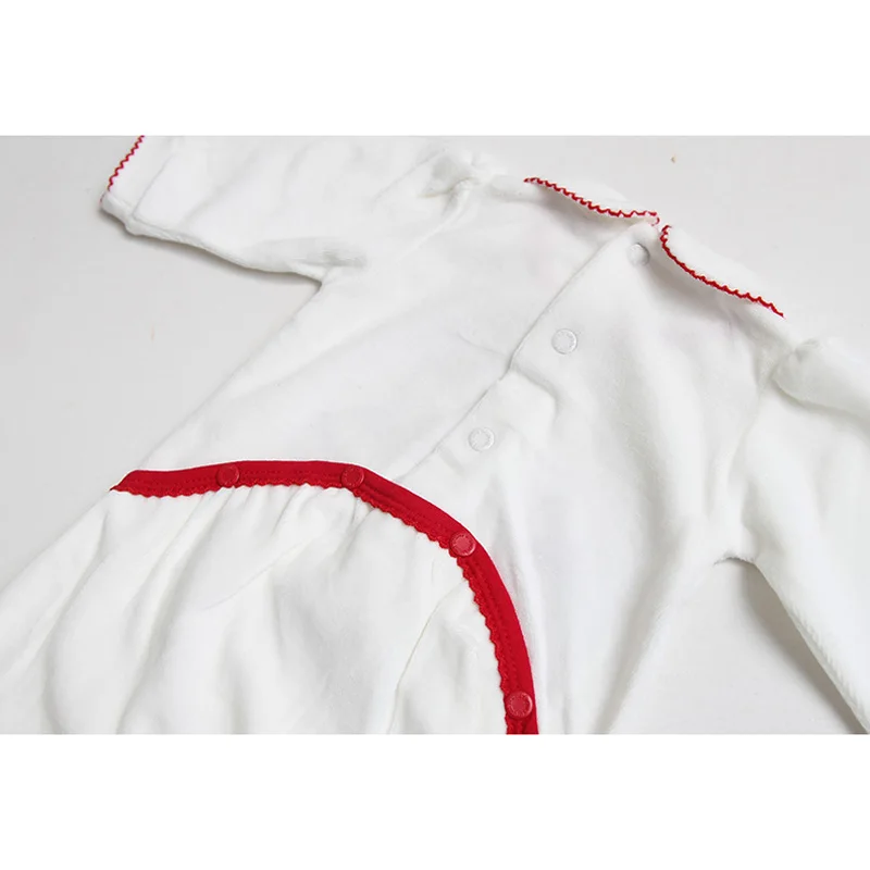 Боди детское велюровое с длинным рукавом и цветочной вышивкой | Мать ребенок