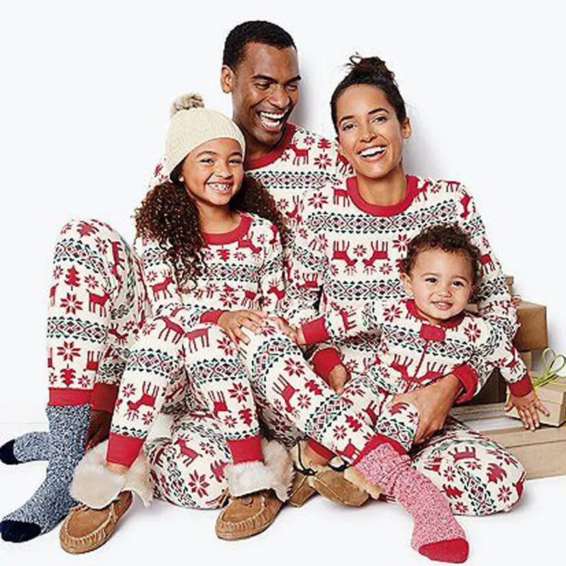

2 piece Christmas Parent-child Suit Printing Home Service Family Pajamas Set Casual Long Sleeves Homewear New Year Clothes