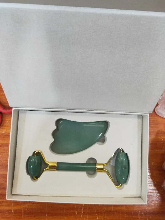 Розовый КВАРЦЕВЫЙ роликовый инструмент лифтинга лица Массажер натуральный