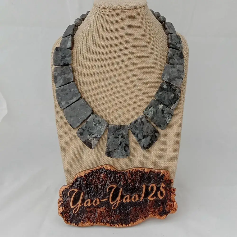 

Градиентное ожерелье-чокер из черного Лабрадорита С верхним отверстием 19 дюймов