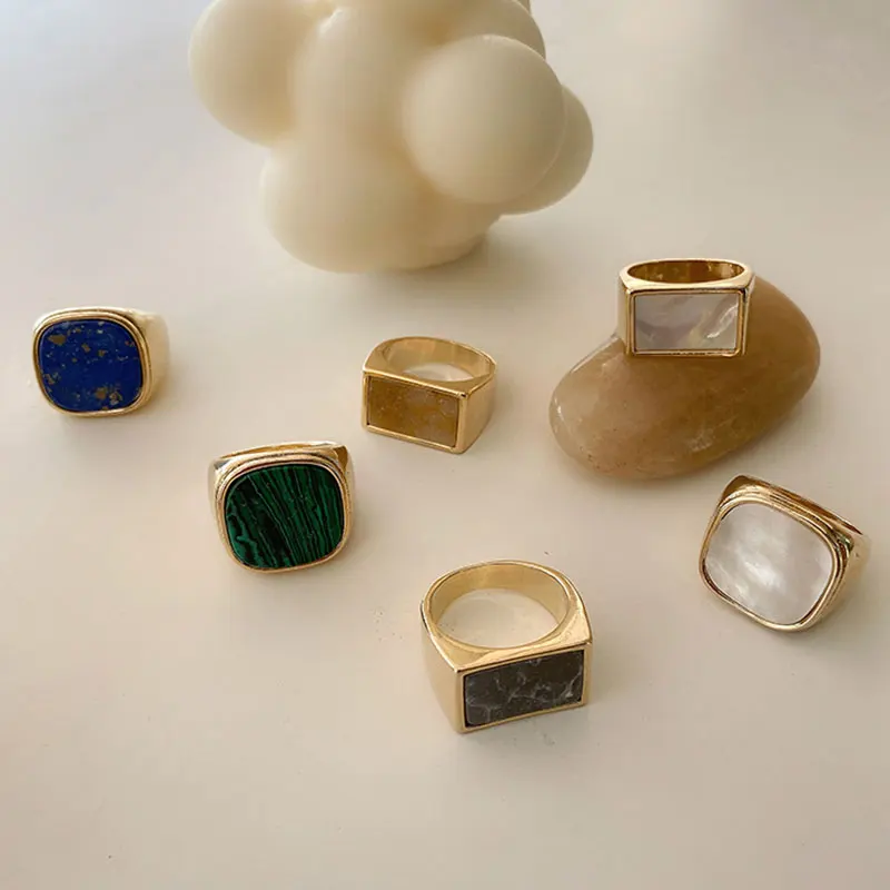 

Personality Rings Vintage Trendy Marble Shell Geometric Square Metal Ring Women Girls Party Jewelry Gift Rings Width Stone Rings