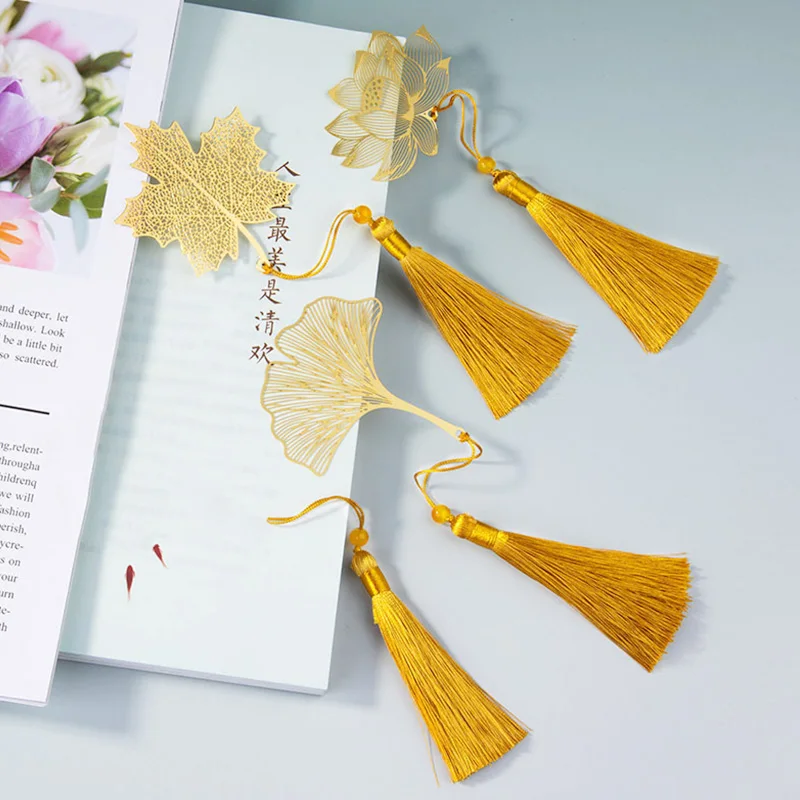 

Metal Hollow Bookmark Creative Lotus Maple Leaf Ginkgo Biloba Chinese Style Design Notebook Label Party Gifts Art Accessories