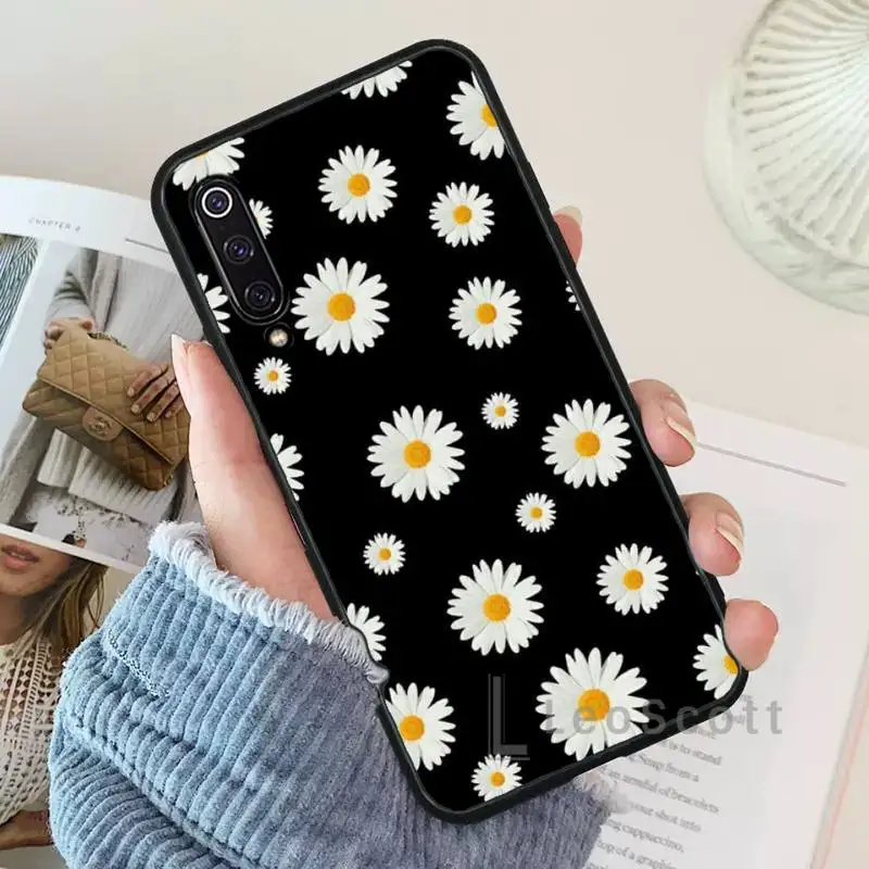 

Black White Flower Daisy Phone Case For Xiaomi Redmi 4x 5 plus 6A 7 7A 8 mi8 8lite 9 note 4 5 7 8 pro