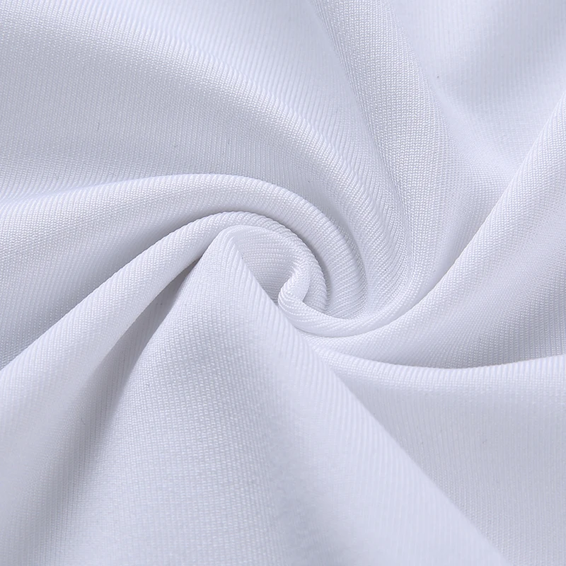 Женский укороченный облегающий топ на бретелях с буквенным принтом