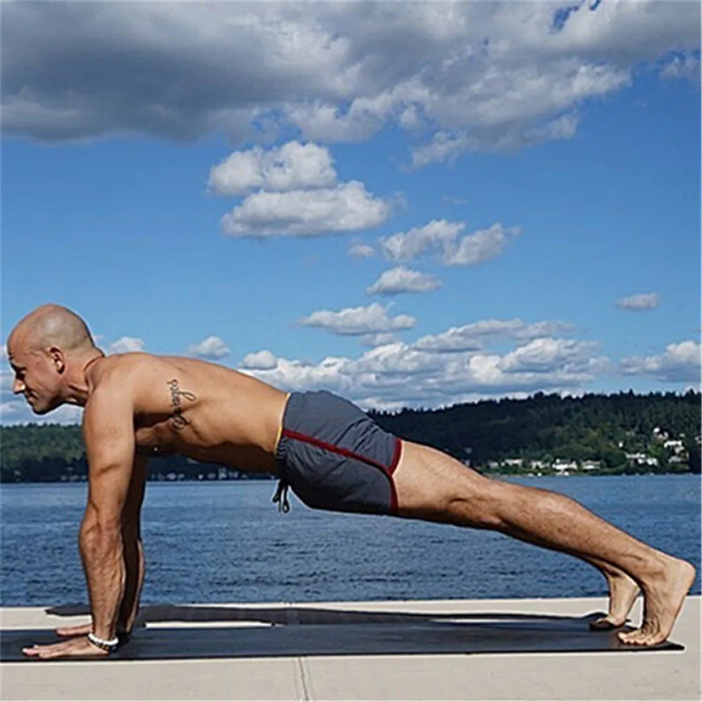 Новые модные быстросохнущие ультратонкие сетчатые спортивные шорты мужские