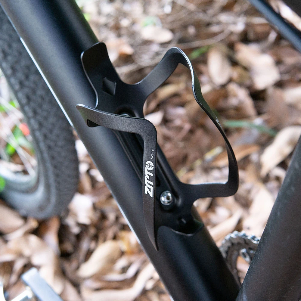 

Mountain bike bicycle ultra light aluminum alloy bottle cage one-piece bottle cage riding bottle cage bicycle accessories