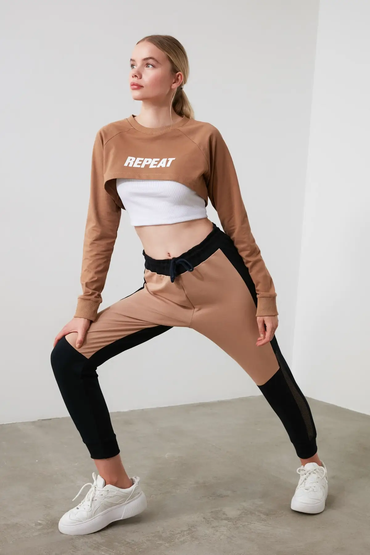 Трендовые черные трикотажные спортивные штаны TWOSS19GS0112|Беговые штаны| |