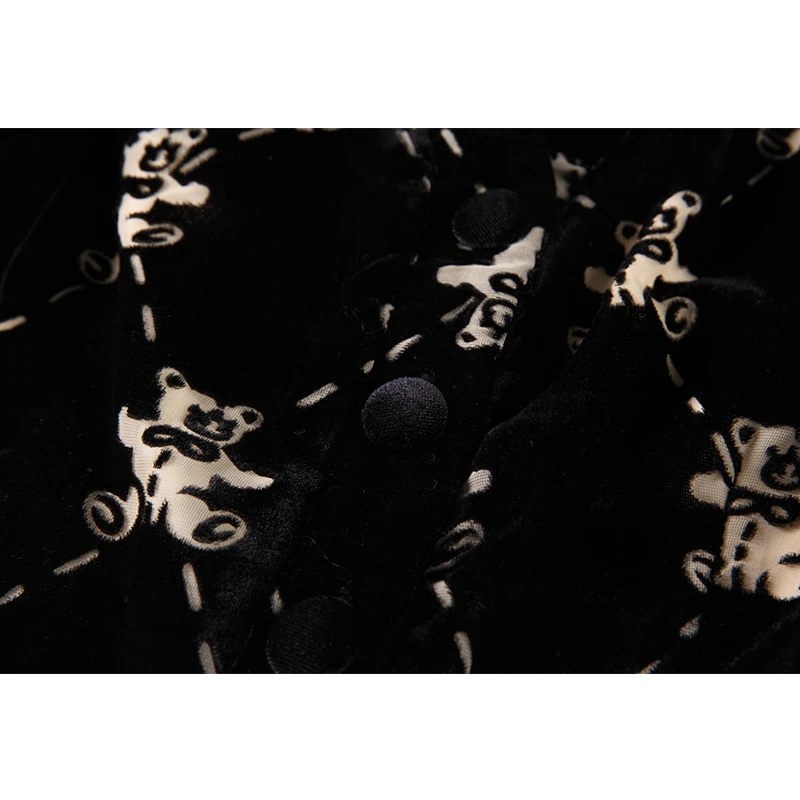 

French Vintage Short Blouse Women 2020 Autumn Winter Elegant V-neck Flannel Long Sleeve Cardigan Shirt Female Design Chic Blusas