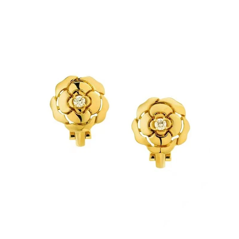 

Romantic Dainty Camellia Modelling Ear Clips for Women Geometric Luxury Inlay Rhinestone Small Ear Cuff Celebrity Jewelry