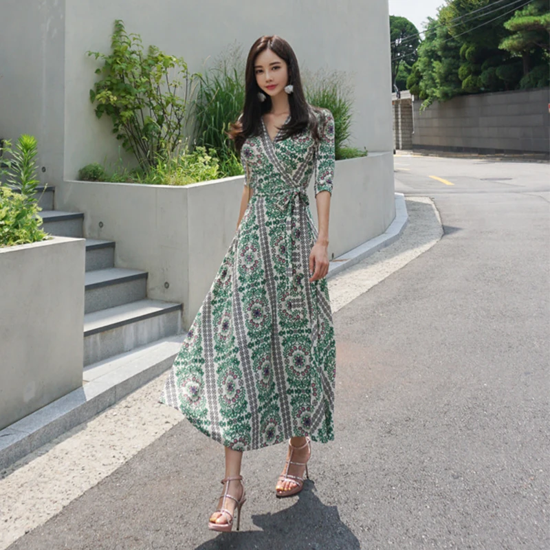 

Женское винтажное платье макси с V-образным вырезом и цветочным принтом