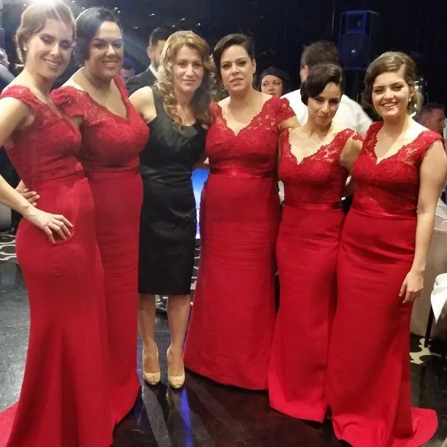 

new Fashion mermaid red lace long bridesmaid dresses Simple V-neck backless custom made exquisite elegant red bridesmaid gowns