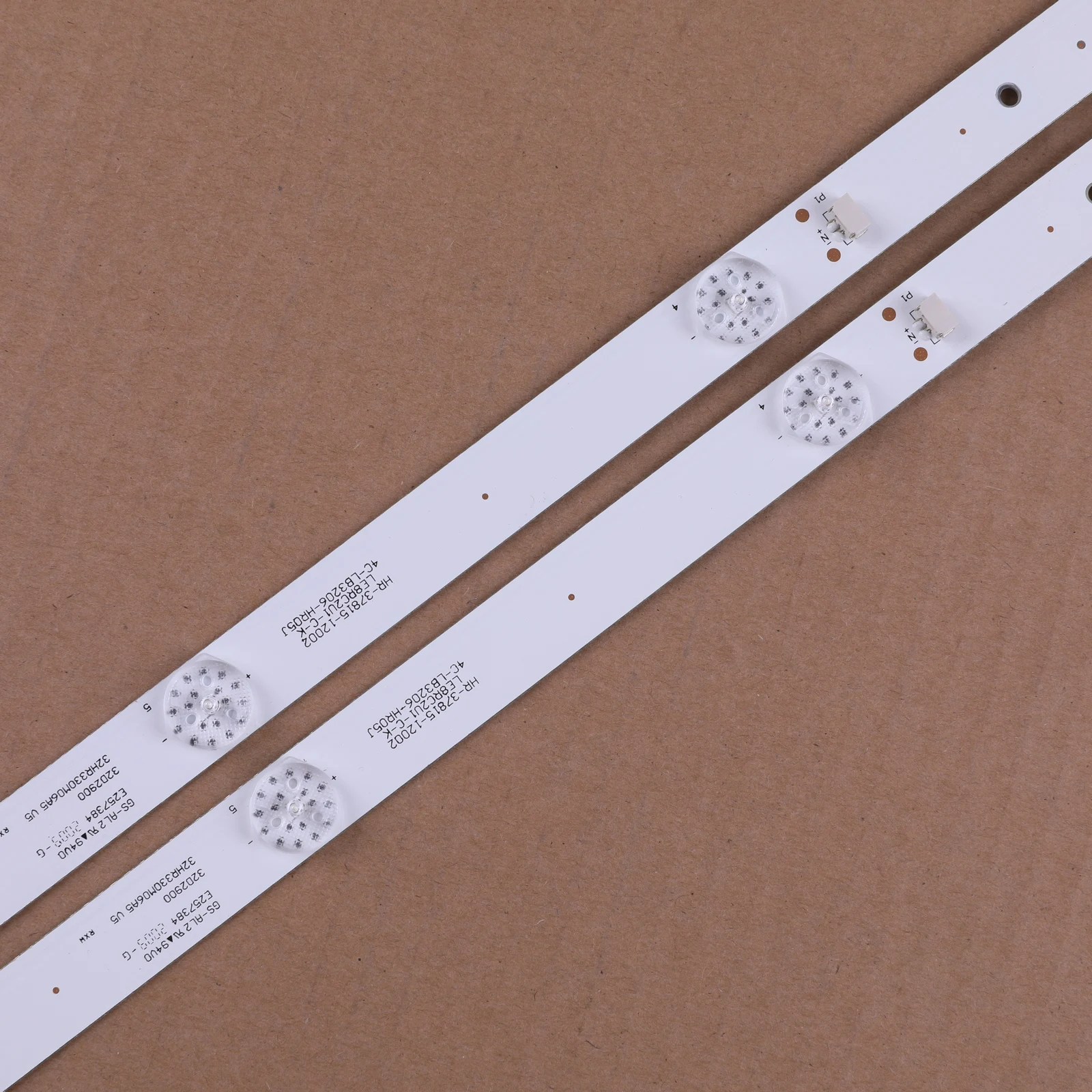 2 шт./лот 6LED(6 в) 560 мм Светодиодная подсветка полоса для L32P1A 4C-LB3206-HR03J HR01J 32D2900 32HR330M06A5