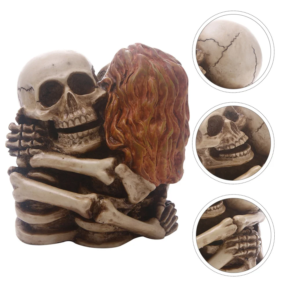 

1PC Decorative Resin Crafts Prank Scary Resin Props (Random Color)